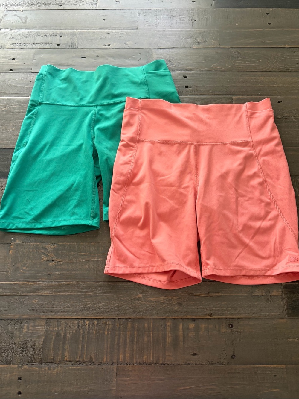 All in Motion Women’s Bike Shorts Size L High Rise 2 Pack Pink Green